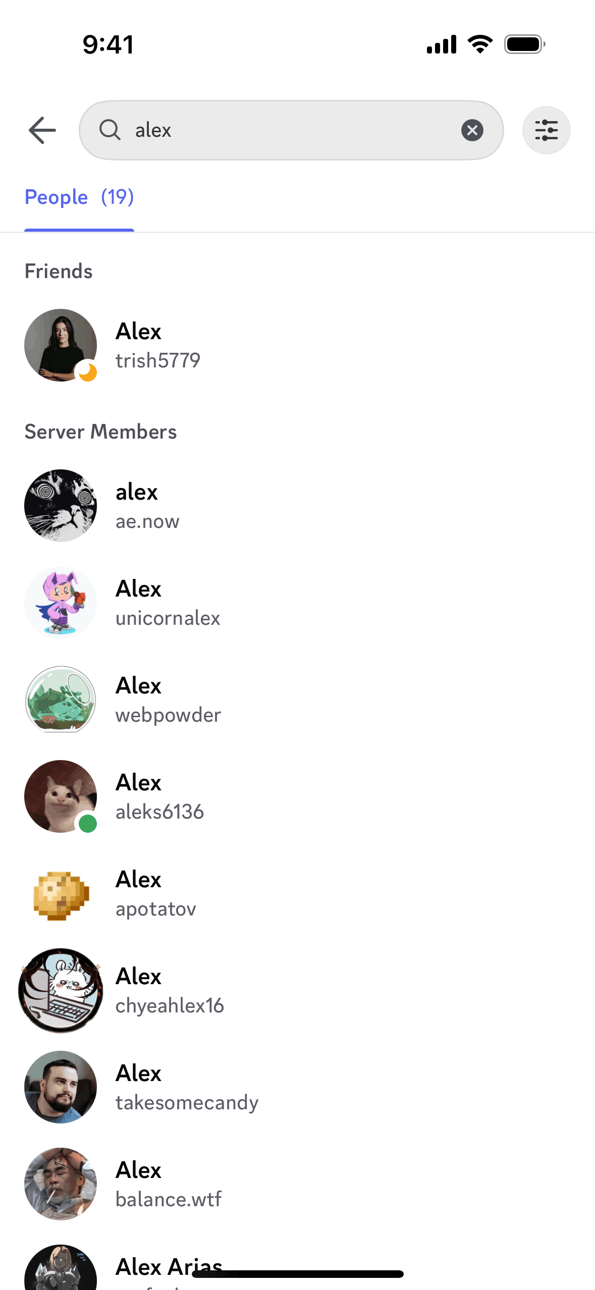 Searching a user on Discord (ios) screen 3